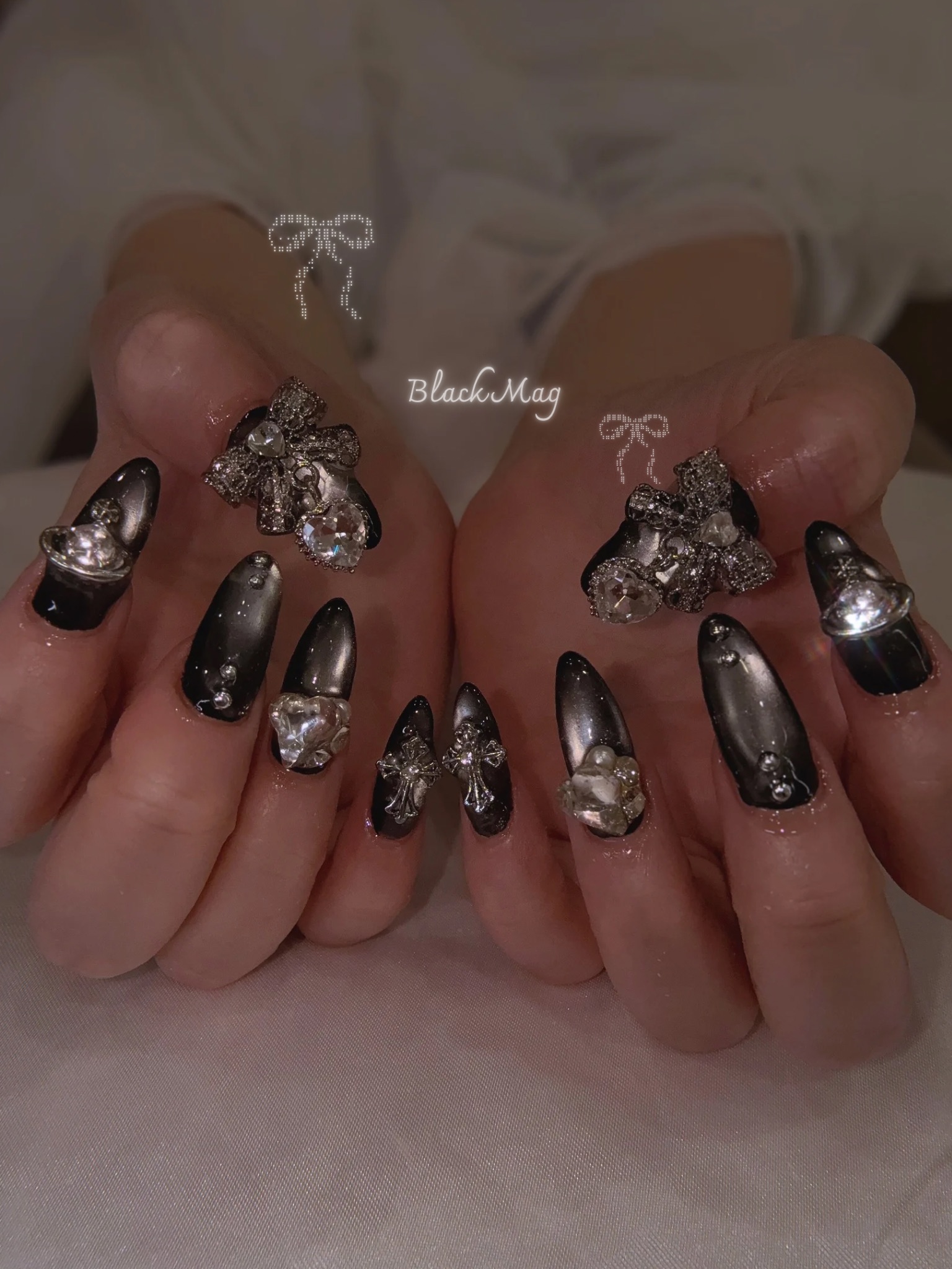 ブラックマグネットネイル